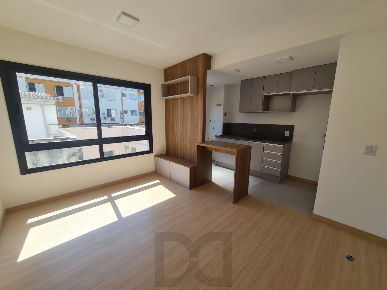 Apartamento de 1 dormitório mobiliado com vaga no Bairro Santana — foto 1