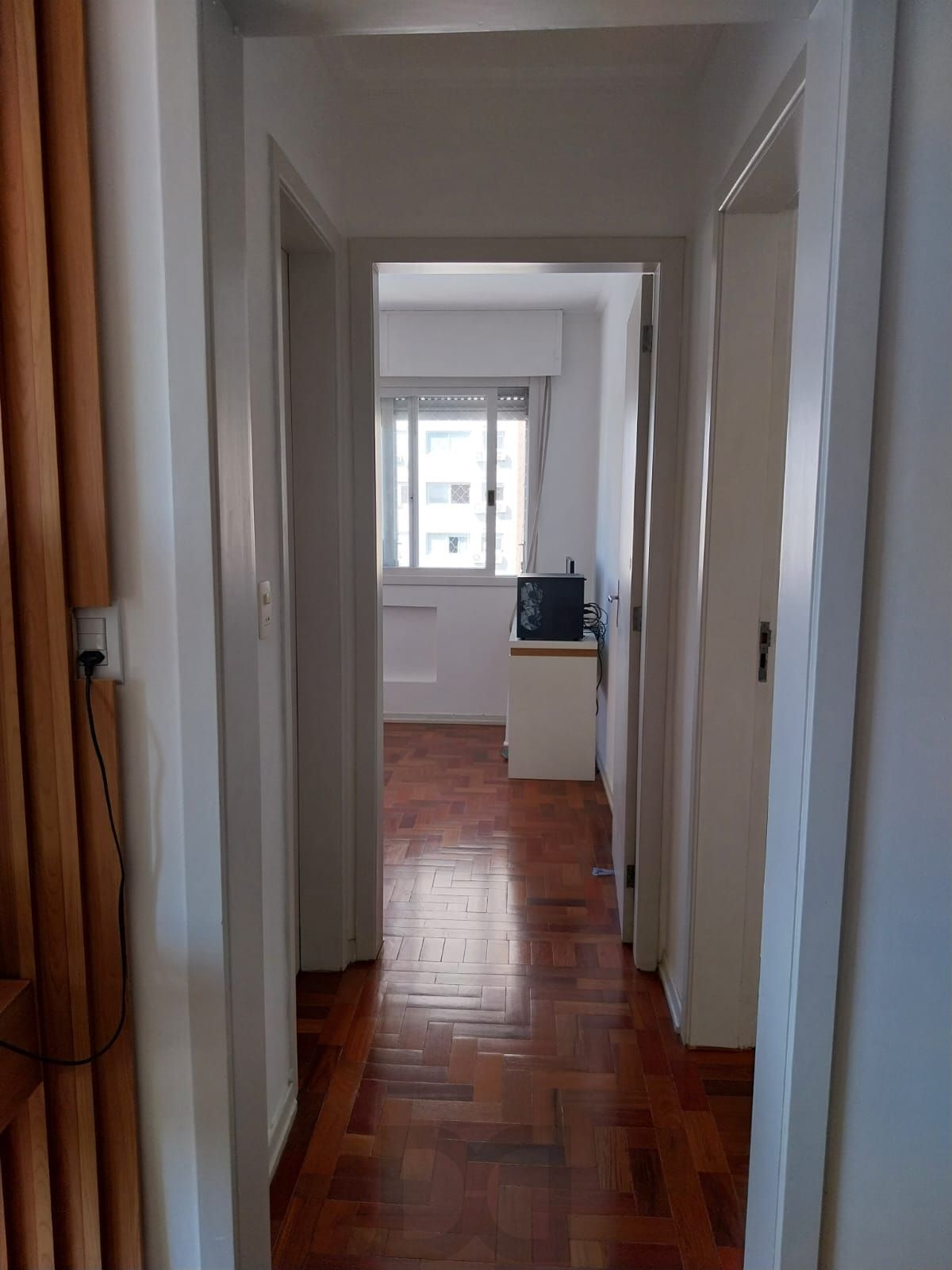 Apartamento de 2 dormitórios com vaga de garagem e sacada no Bairro Santana — foto 19