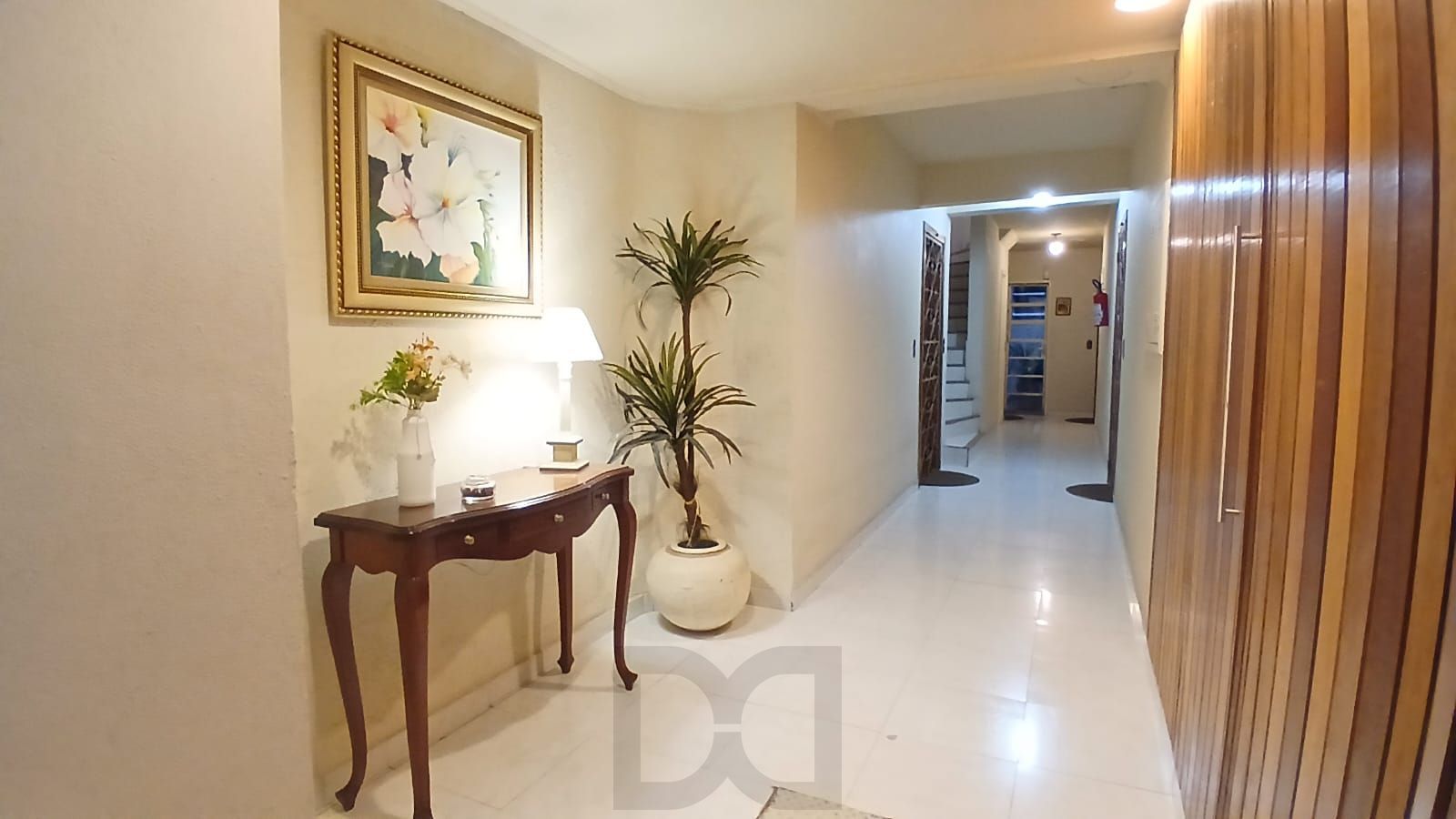 Apartamento de 02 dormitórios no bairro Jardim Botânico. — foto 1