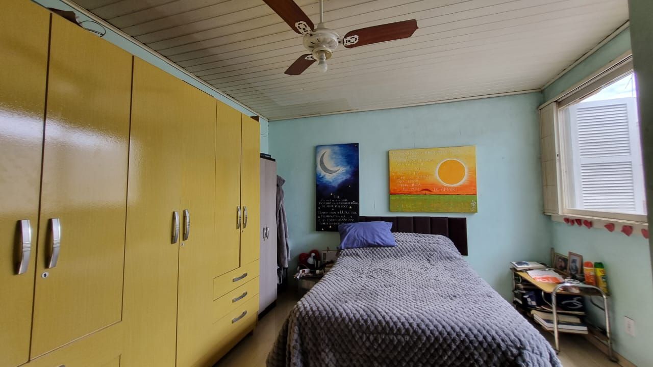 Casa estilo sobrado para venda de 3 dormitórios com 2 vagas de garagem no bairro Cidade Baixa em Porto Alegre/RS. — foto 30