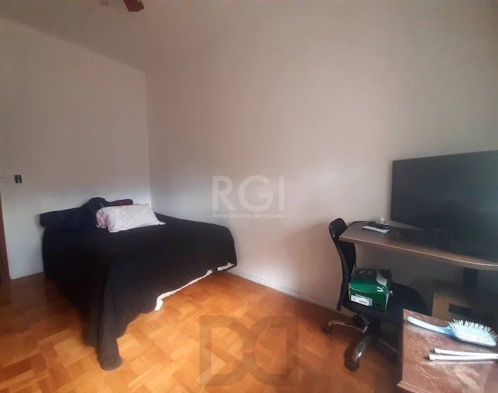 Casa para Venda - 243m², 3 dormitórios, 5 vagas - Medianeira — foto 13