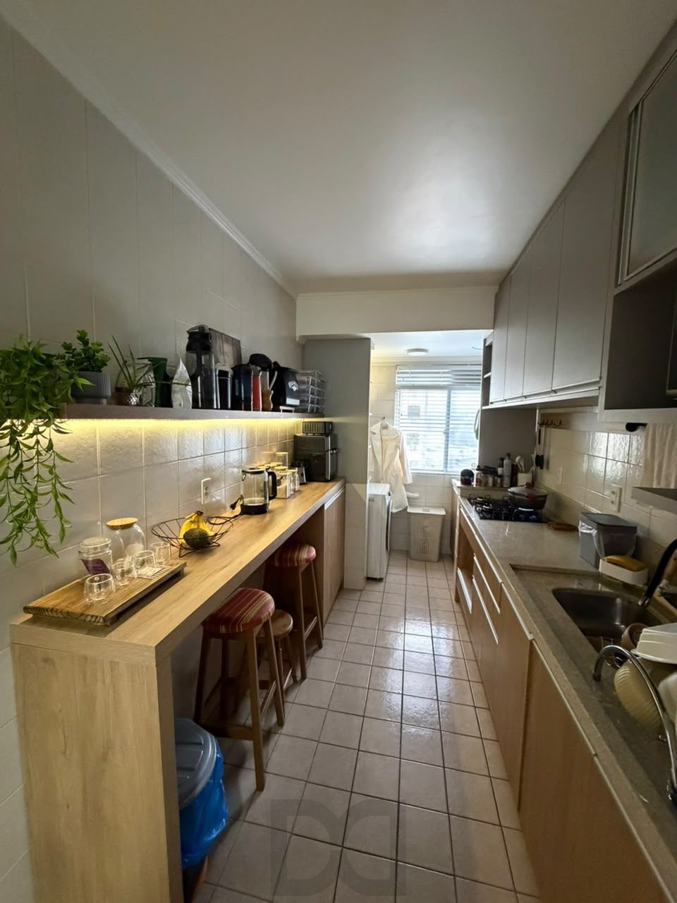 Apartamento de 2 dormitórios semi mobiliado com vaga no Bairro Santana — foto 13