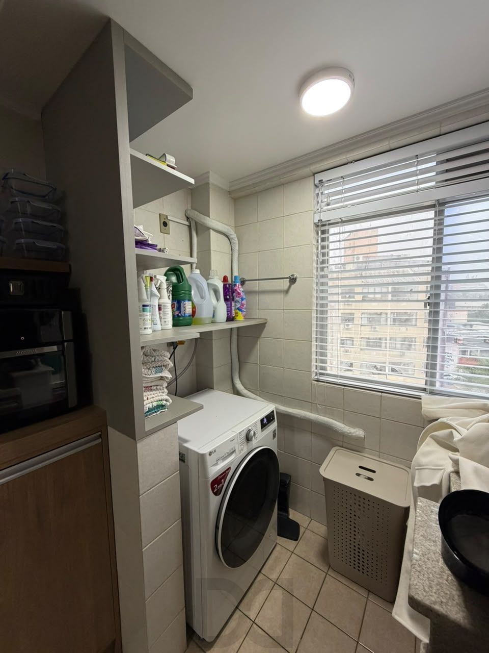 Apartamento de 2 dormitórios semi mobiliado com vaga no Bairro Santana — foto 17
