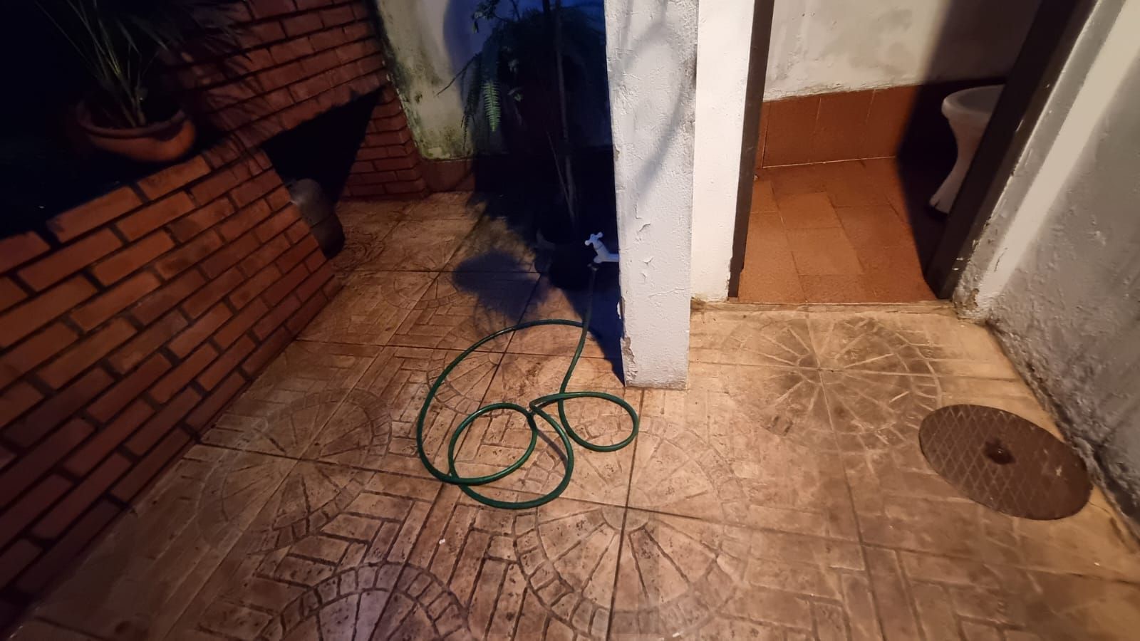 Casa Sobrado Residencial de 3 dormitórios para venda, 1 vaga de garagem fechada no bairro Cidade Baixa em Porto Alegre/RS. — foto 10
