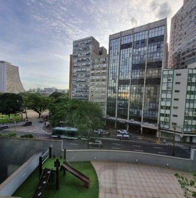 Apartamento de frente com vista panorâmica, sacada,3 dormitórios,1suíte para venda no bairro Centro Histórico em Porto Alegre/RS. — foto 35