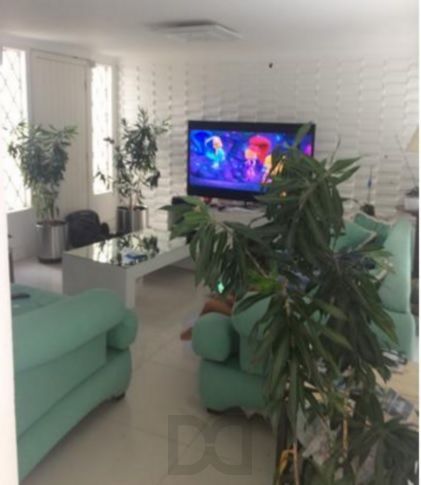 Casa para Venda - 100m², 4 dormitórios, sendo 1 suites, 3 vagas - Medianeira — foto 2