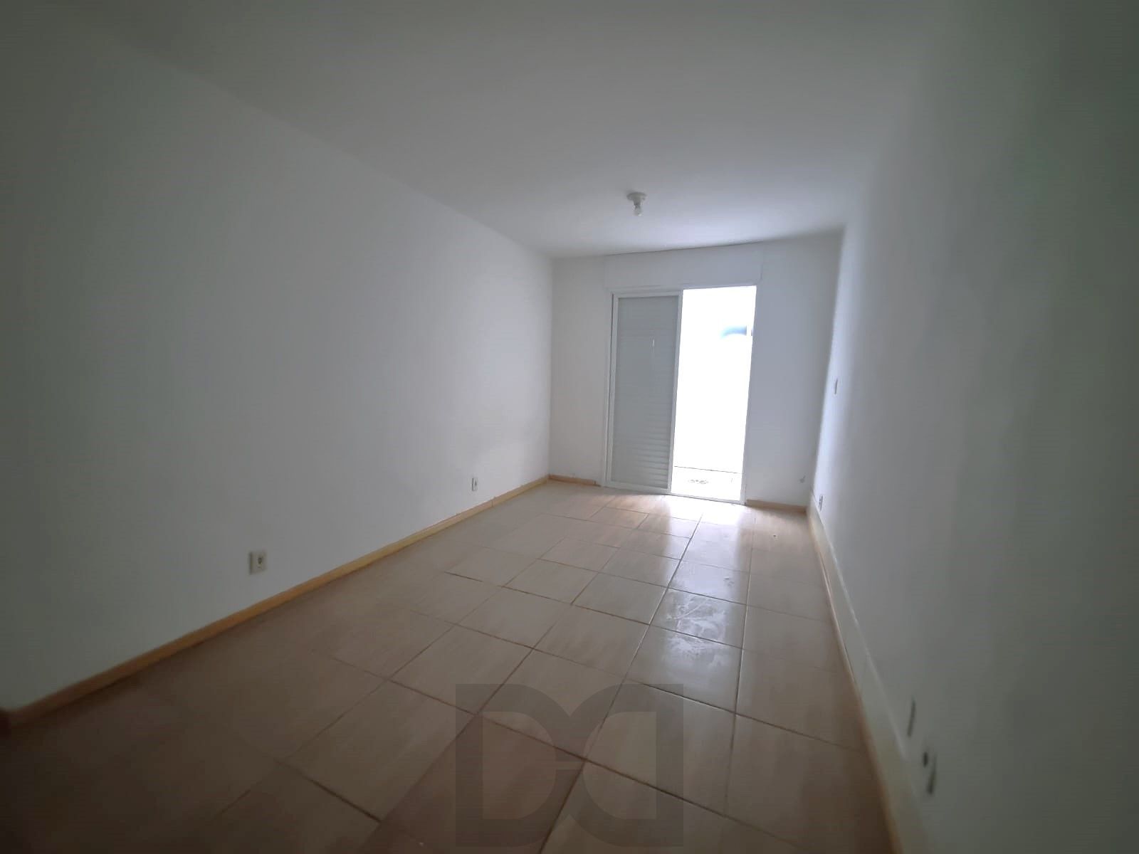 Apartamento a venda com pátio no Bairro Santana — foto 4