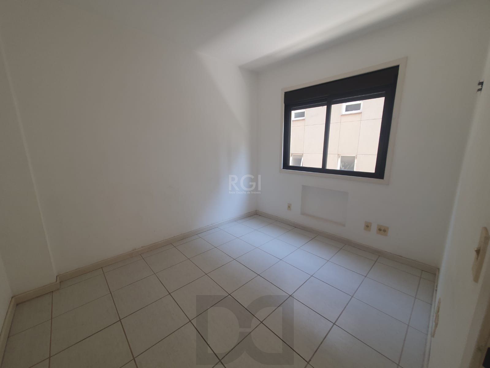 Apartamento para Venda - 90m², 2 dormitórios, 1 vaga - Mont Serrat — foto 8