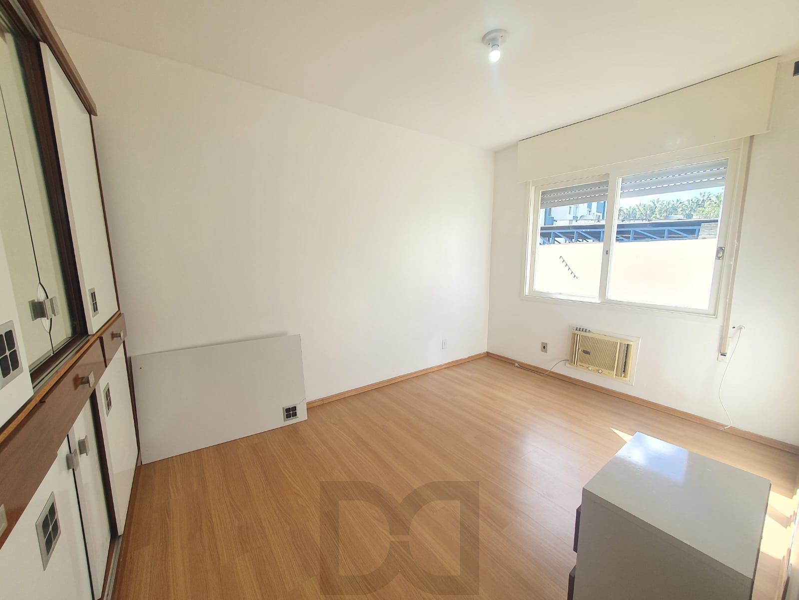 Apartamento de 2 dormitórios no bairro Azenha para comprar — foto 9