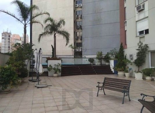 Apartamento de frente com vista panorâmica, sacada,3 dormitórios,1suíte para venda no bairro Centro Histórico em Porto Alegre/RS. — foto 29