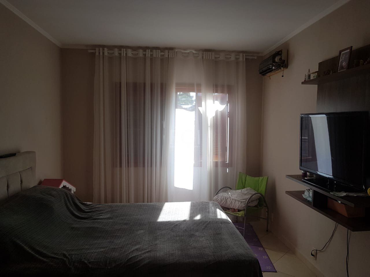 Casa para Venda - 300m², 4 dormitórios, sendo 1 suites, 2 vagas - Glória — foto 22