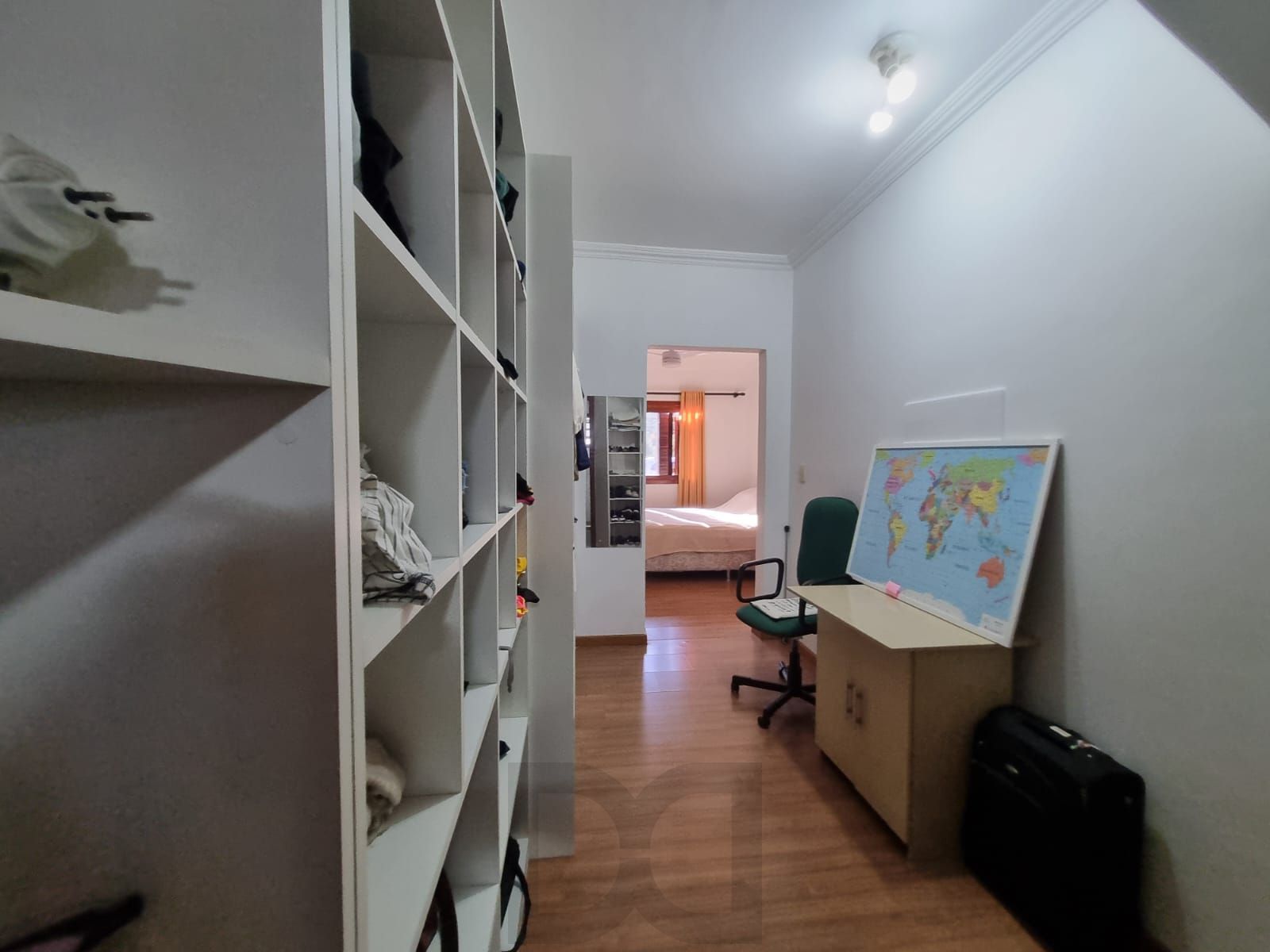 Casa para Venda - 177m², 4 dormitórios, sendo 1 suites, 2 vagas - Partenon — foto 34
