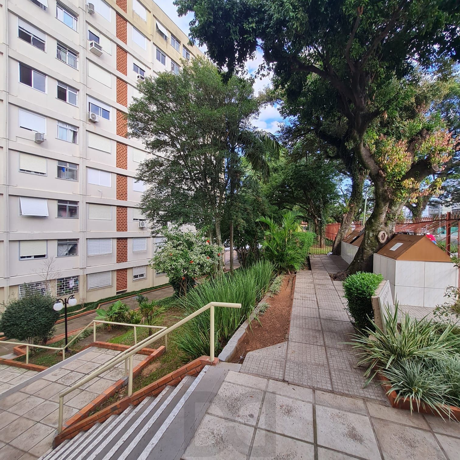 FACHADA LATERAL