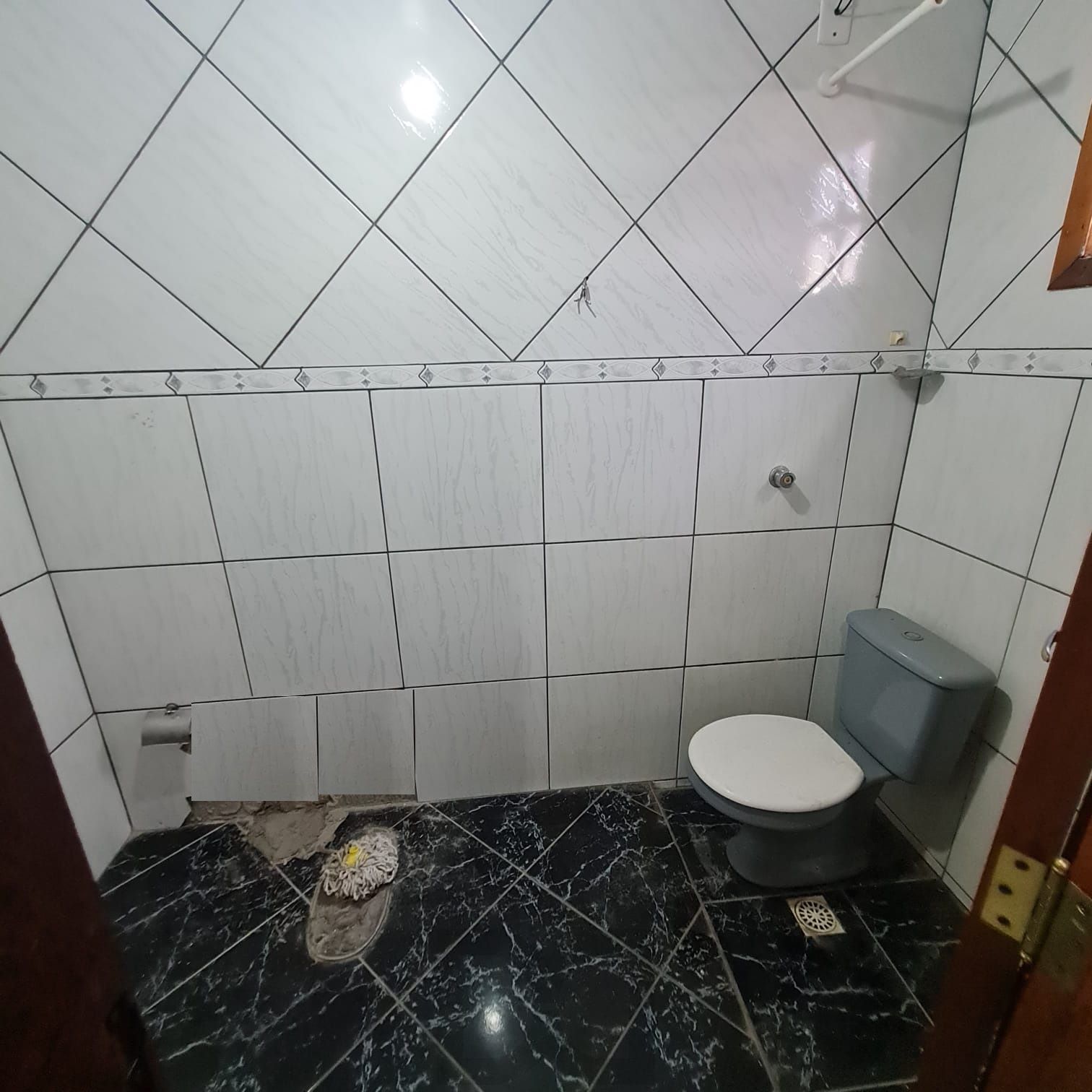 BANHEIRO SOCIAL