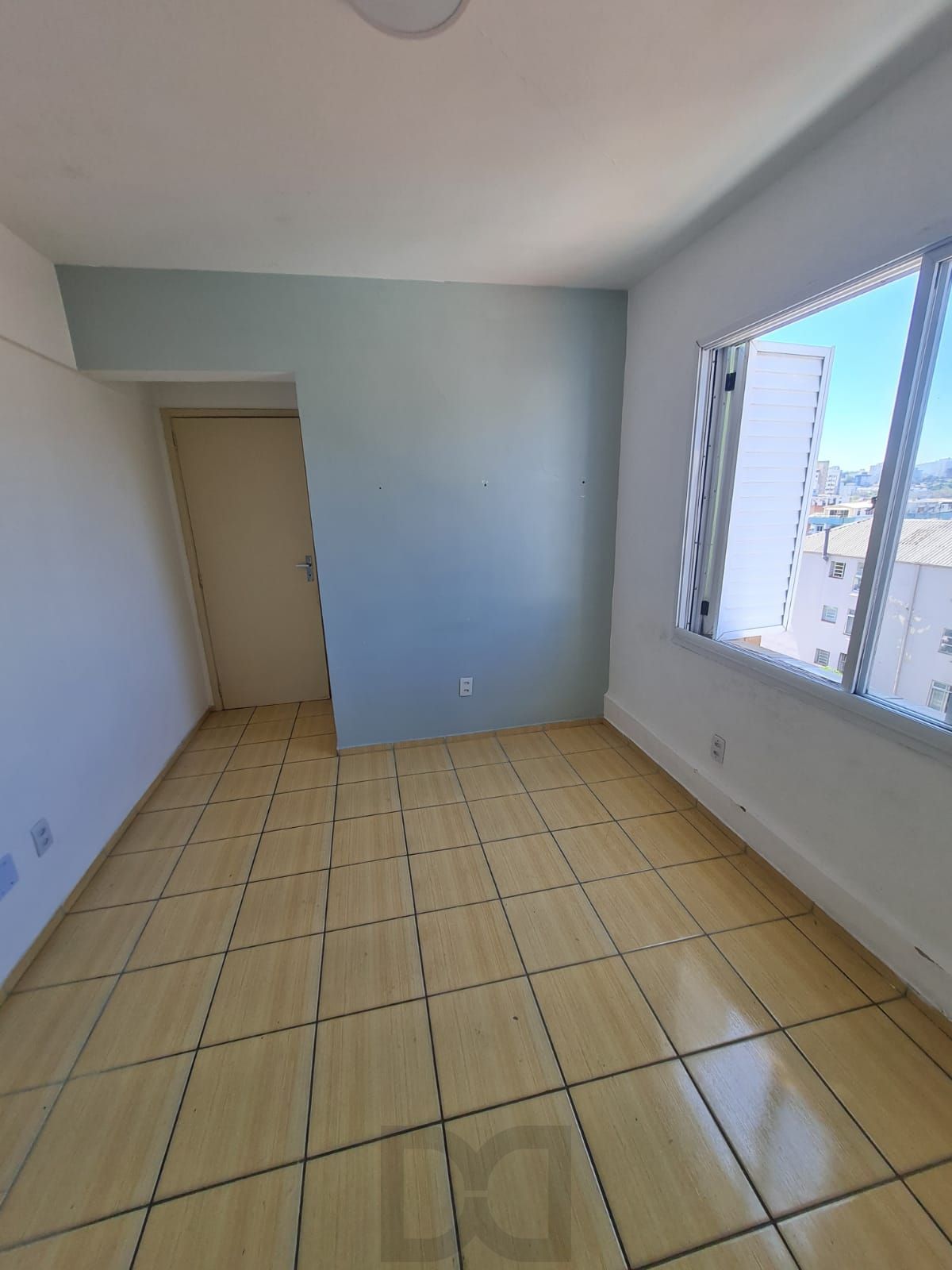 APTO DESOCUPADO 1 DORMITÓRIO COM BOX — foto 8