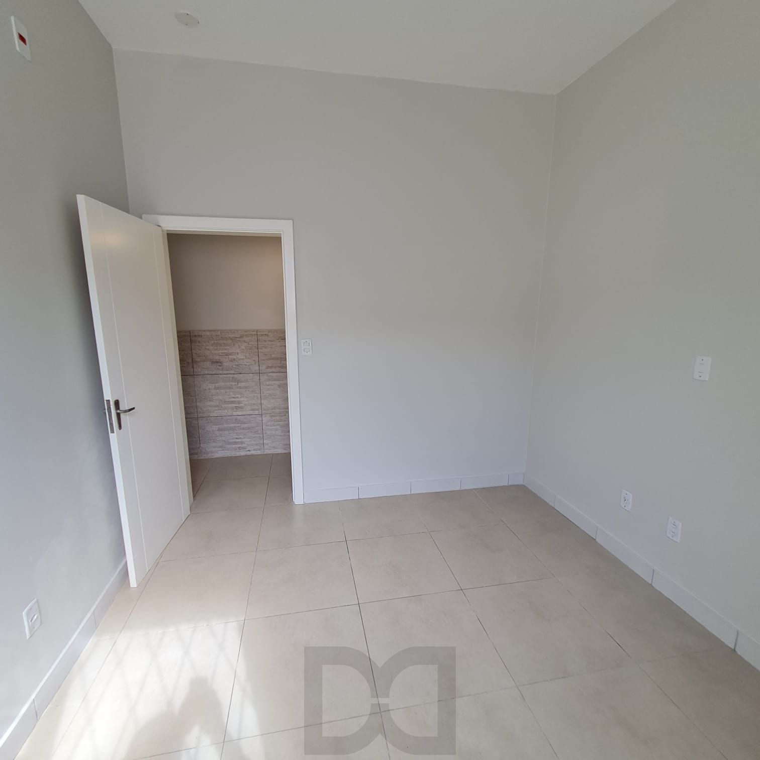 QUARTO SOLTEIRO