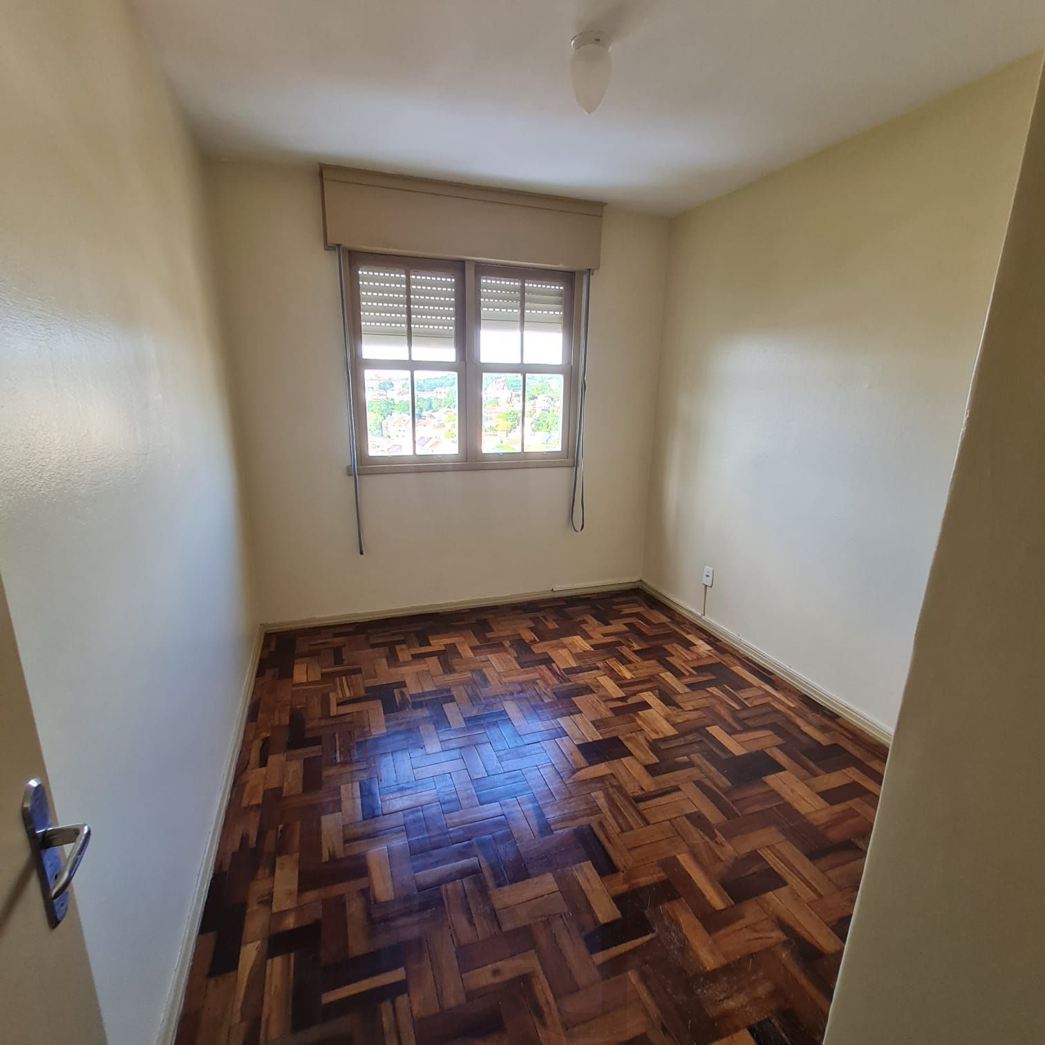QUARTO SOLTEIRO