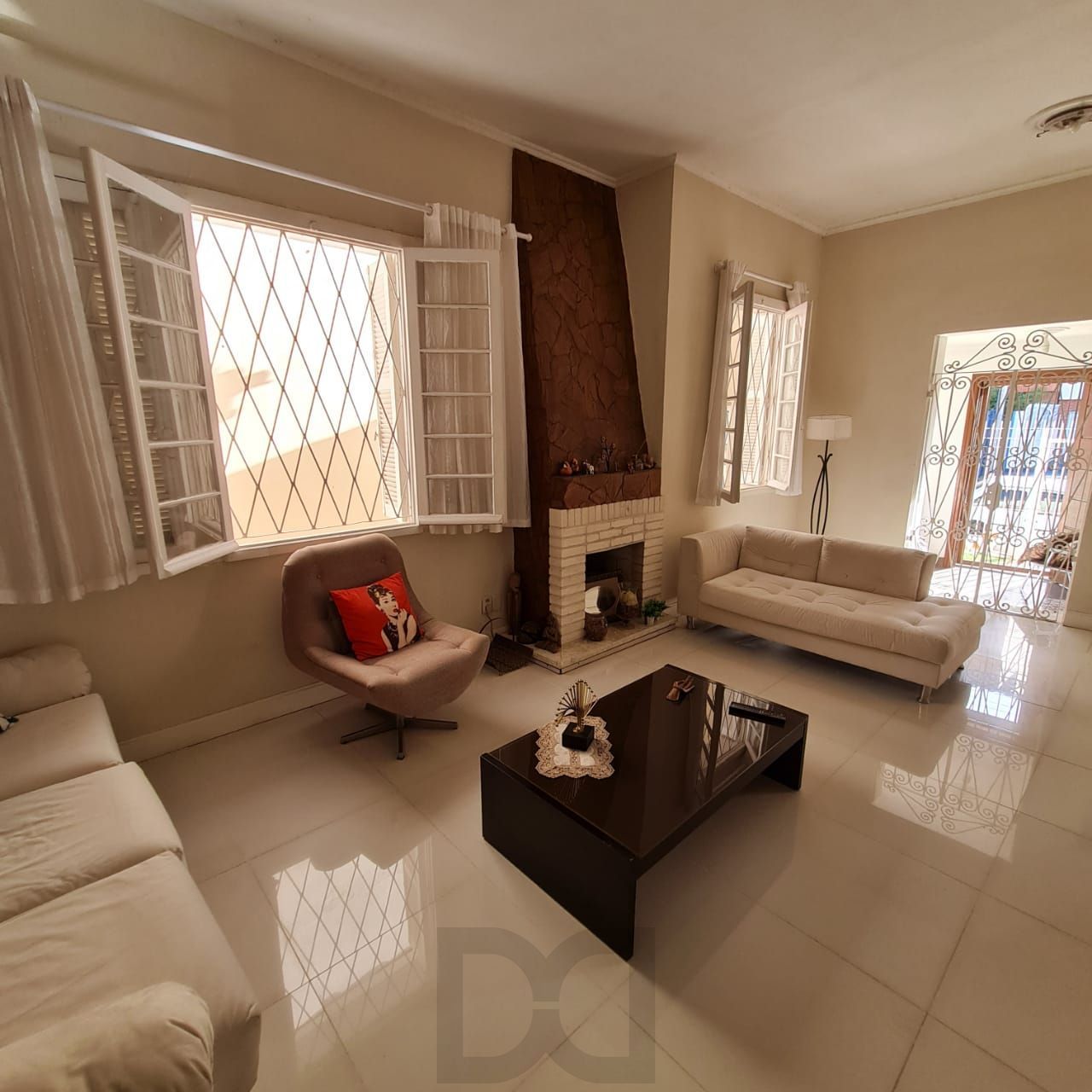 RESIDÊNCIA - RUA PAISSANDU - BAIRRO PARTENON — foto 4