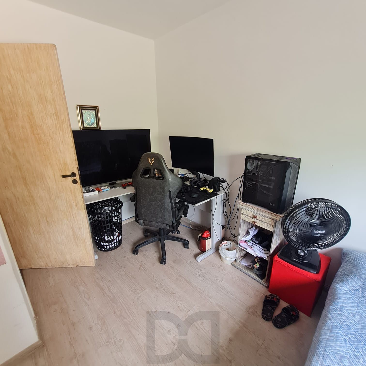 QUARTO SOLTEIRO