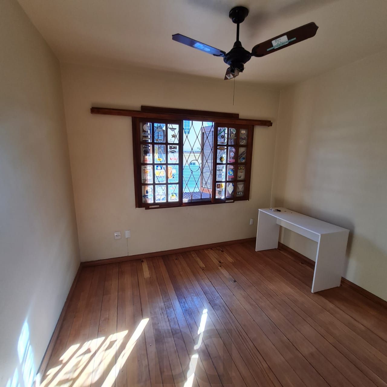 Casa 4 dormitórios no bairro Medianeira — foto 23