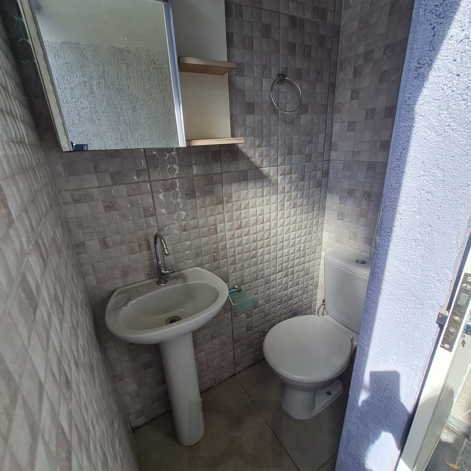 WC AUXILIAR