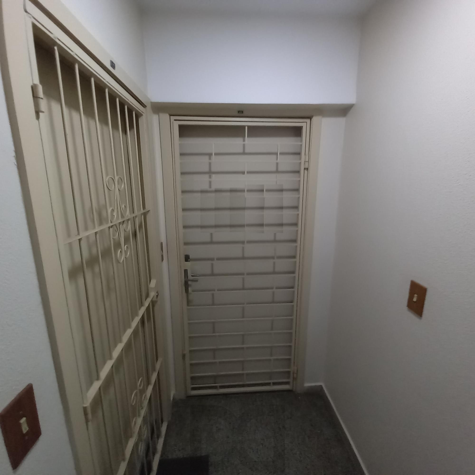 APTO DESOCUPADO PROX. IGREJA SANTO ANTONIO — foto 5