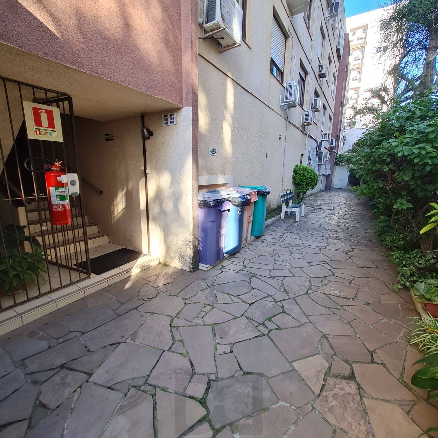 APTO 03 DORMITÓRIOS BAIRRO SANTANA — foto 4