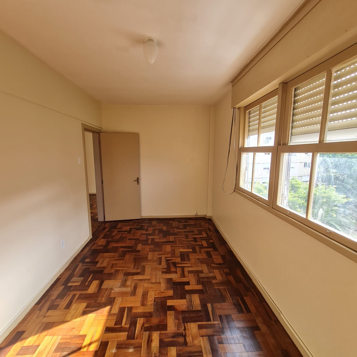 QUARTO CASAL