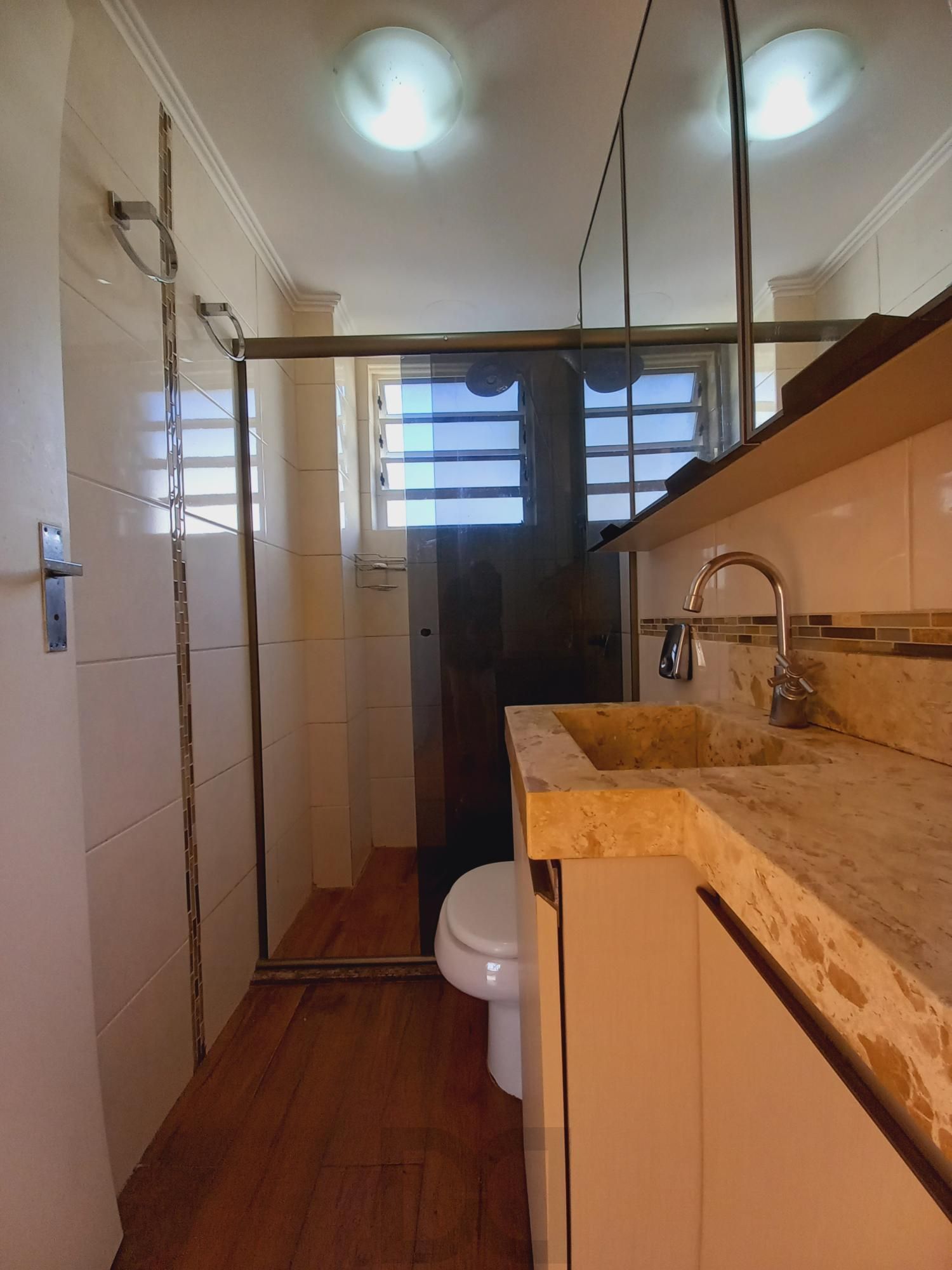 APTO DESOCUPADO COM VAGA GARAGEM — foto 17