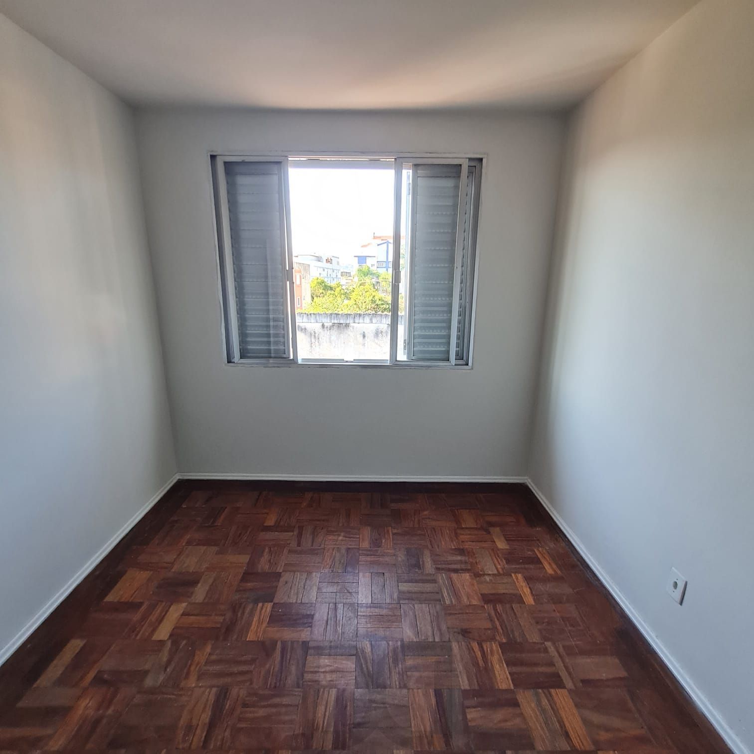 QUARTO CASAL