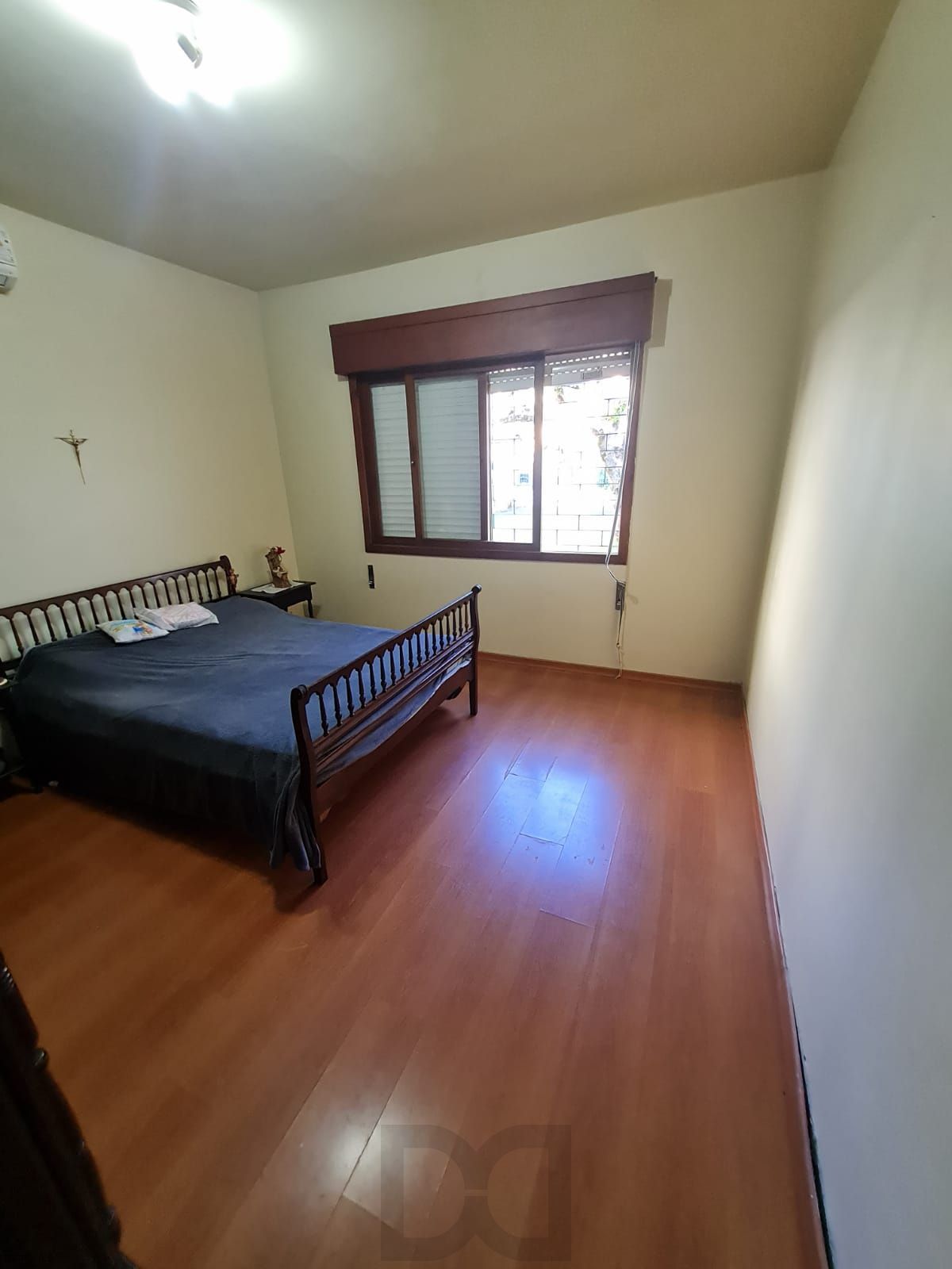 QUARTO CASAL