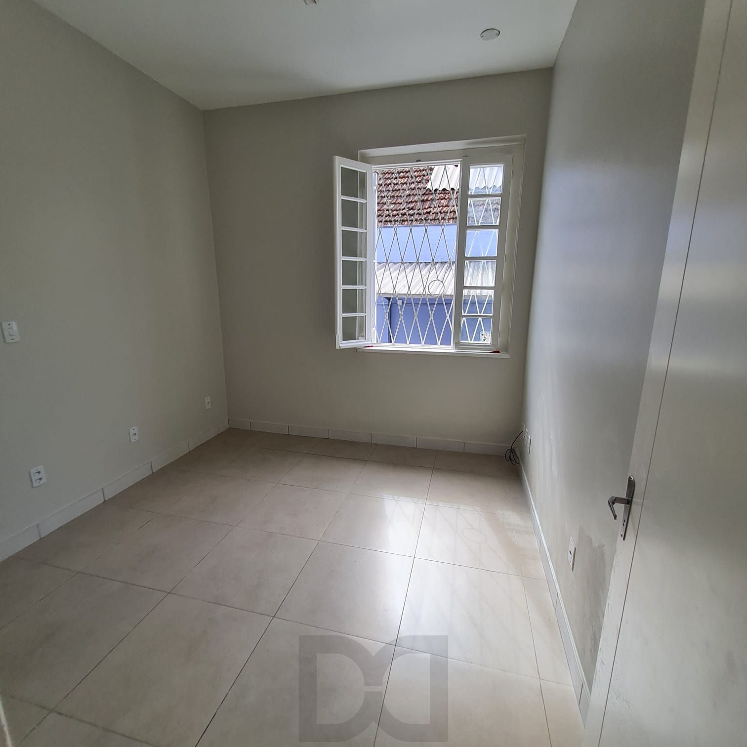 QUARTO SOLTEIRO