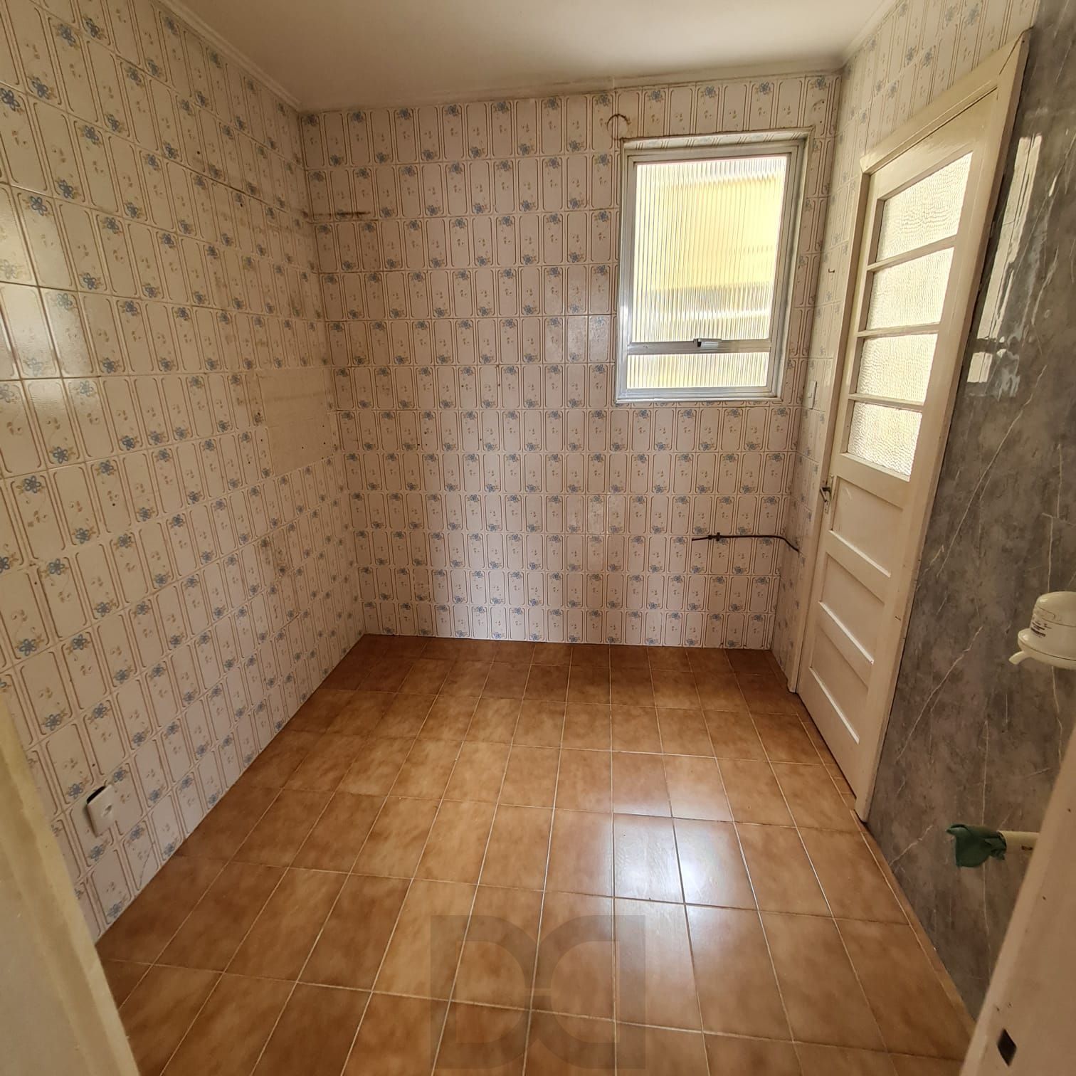 APTO 2 DORMITÓRIOS COM DEPENDÊNCIA EMPREGADA — foto 12