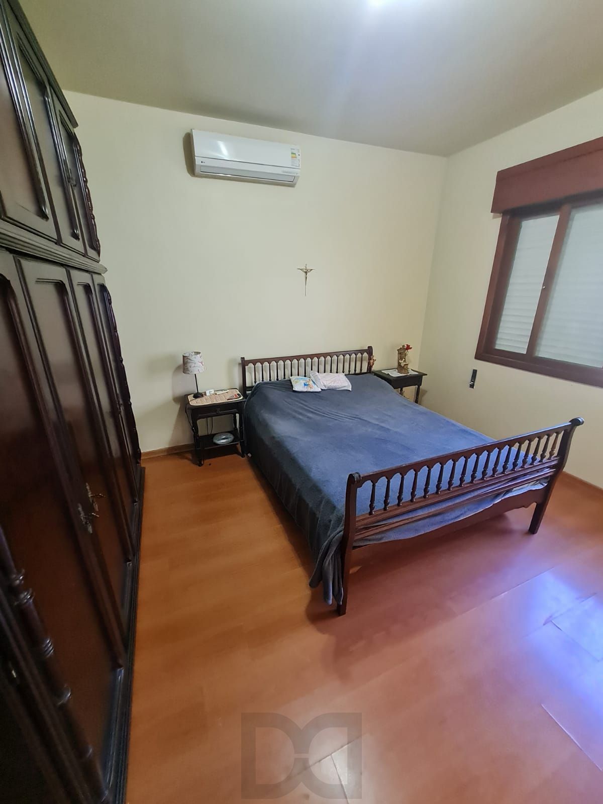 QUARTO CASAL