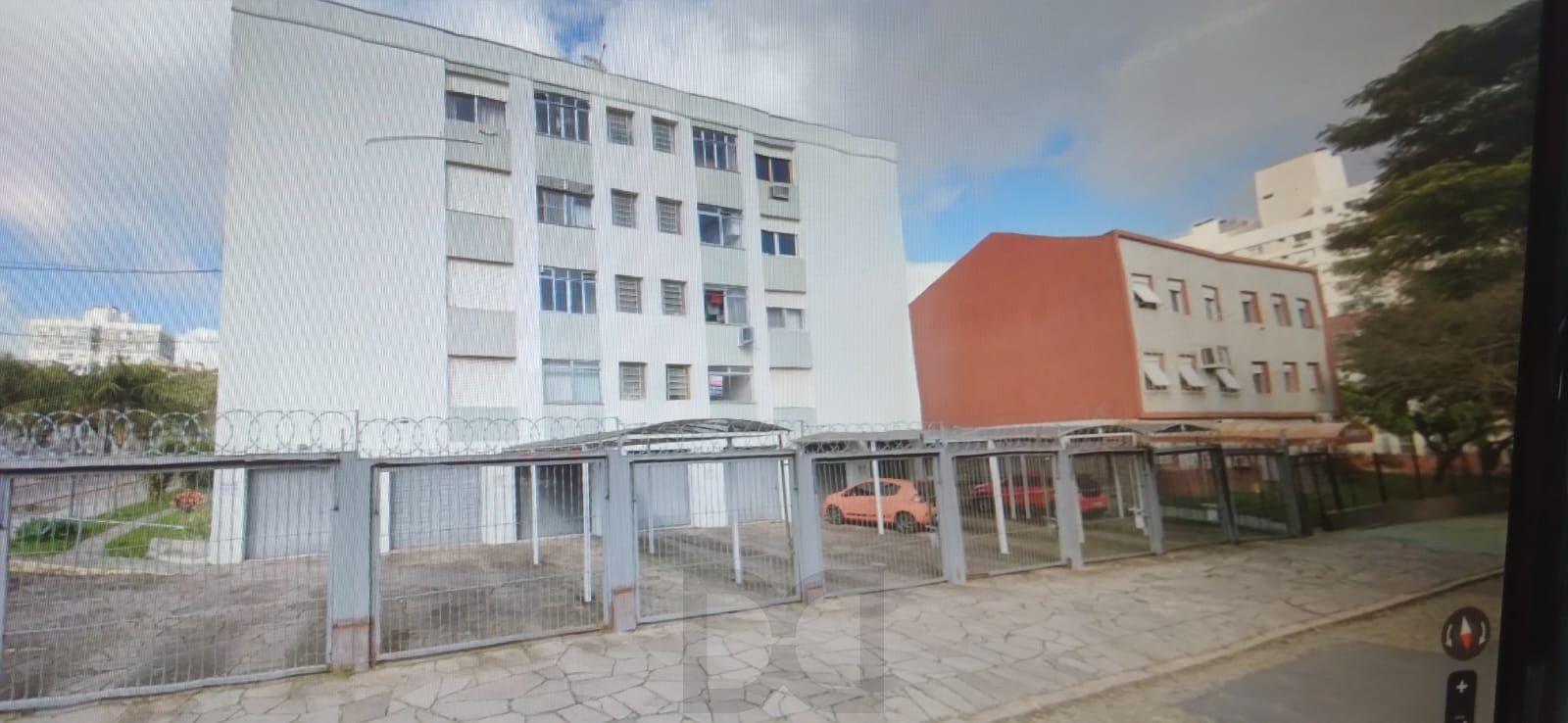 Apartamento 2 dormitórios com box coberto — foto 2