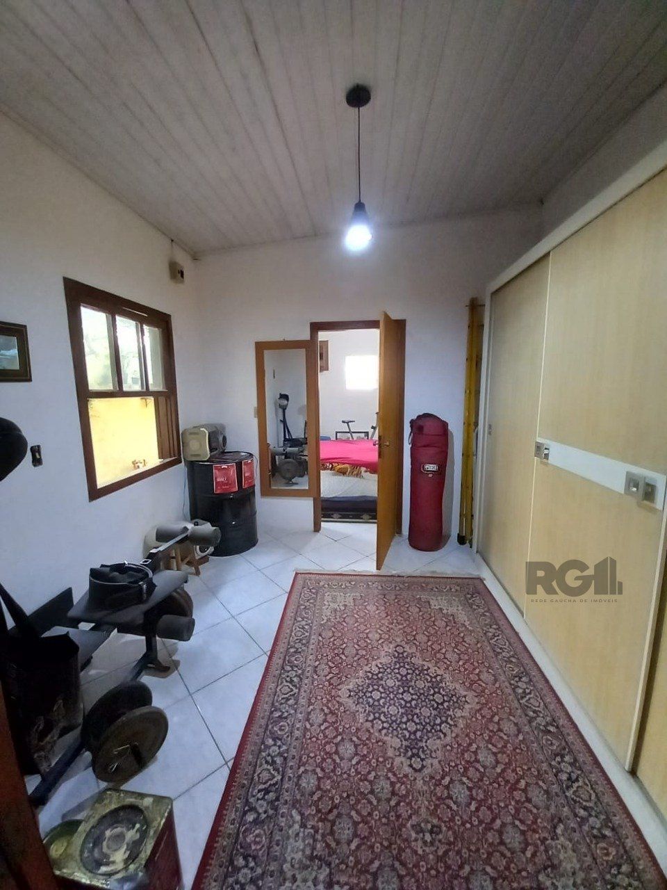 Apartamento 3 dormitórios com casa nos fundos — foto 27