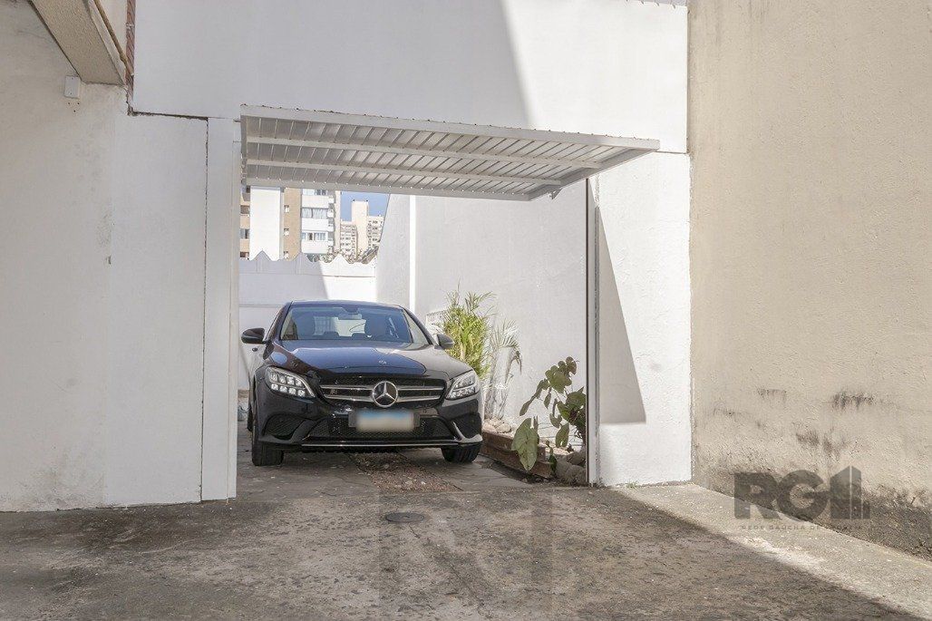 GARAGEM 2 CARROS
