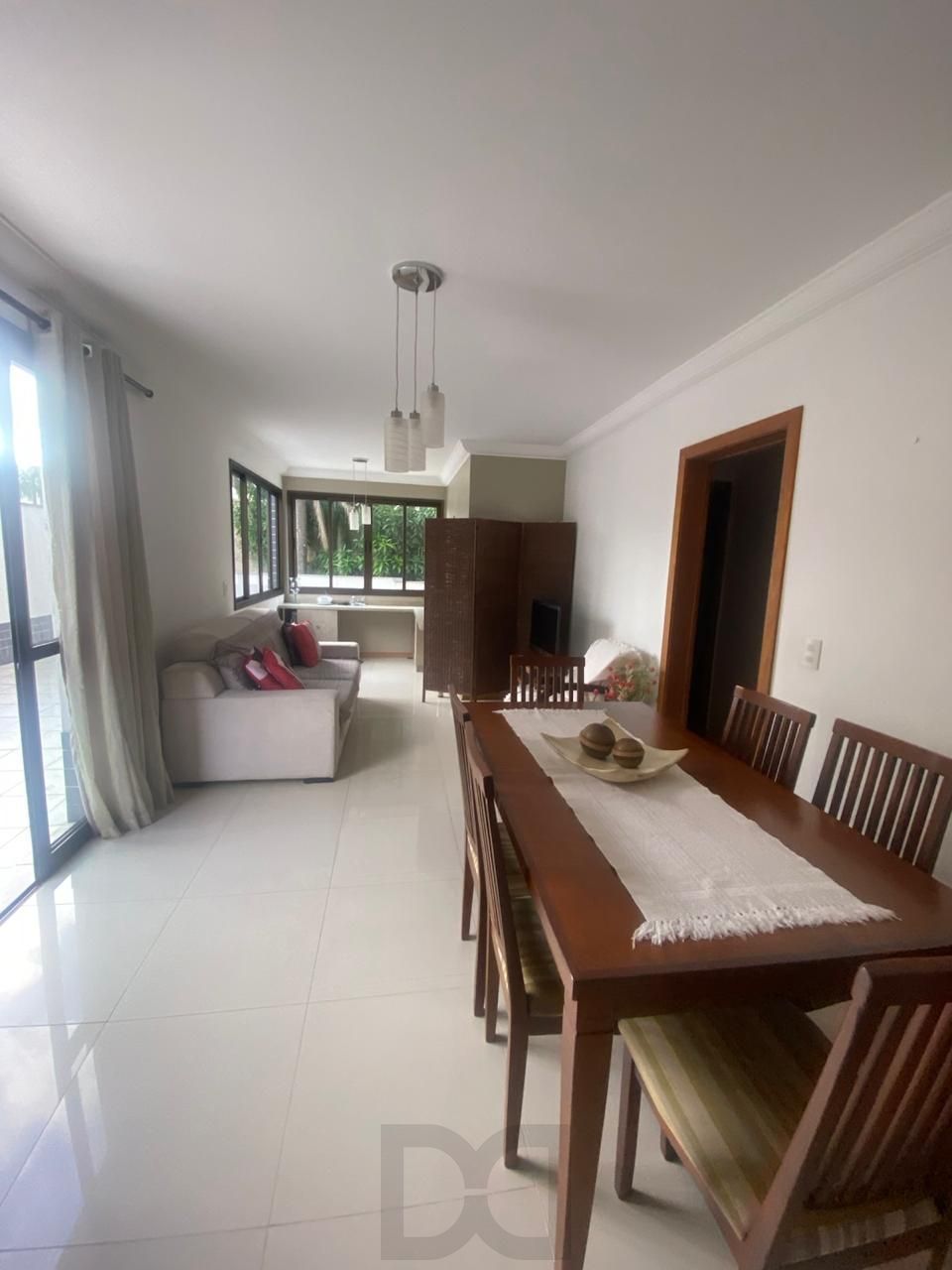 Apartamento Guardem com 2 dormitórios no bairro Jardim Botânico. — foto 1