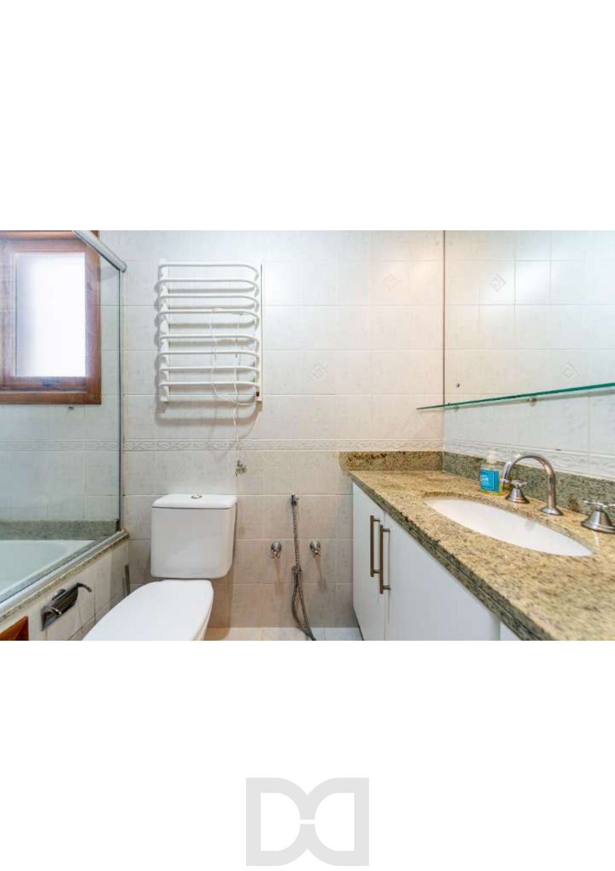 BANHO SUÍTE C- HIDRO