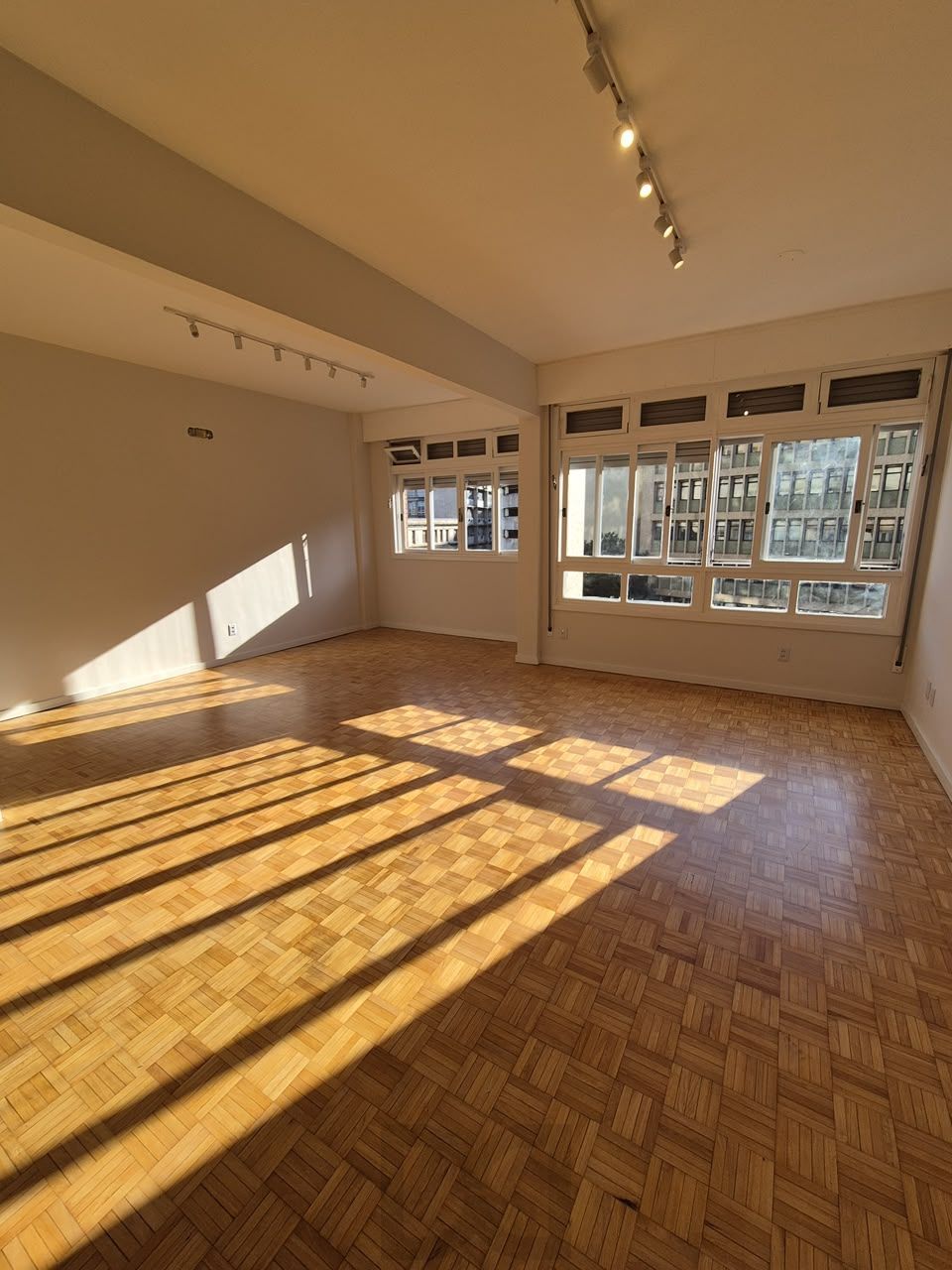 Apartamento 2 dormit, suíte e vaga — foto 1
