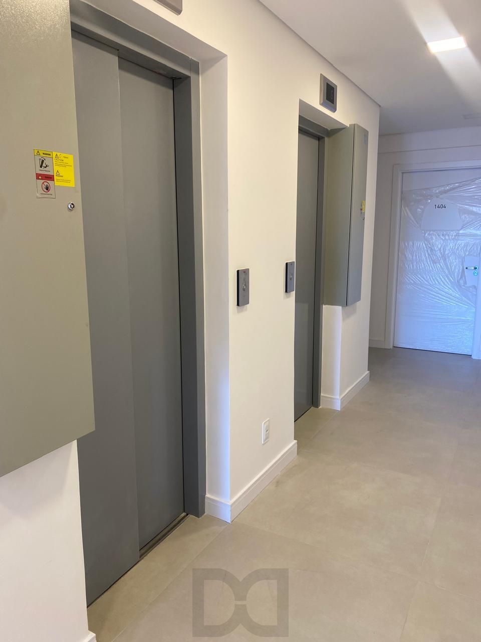 Apartamento a venda .Novo, 3 Dormitórios(suíte) no Bairro Jardim Botânico. — foto 23