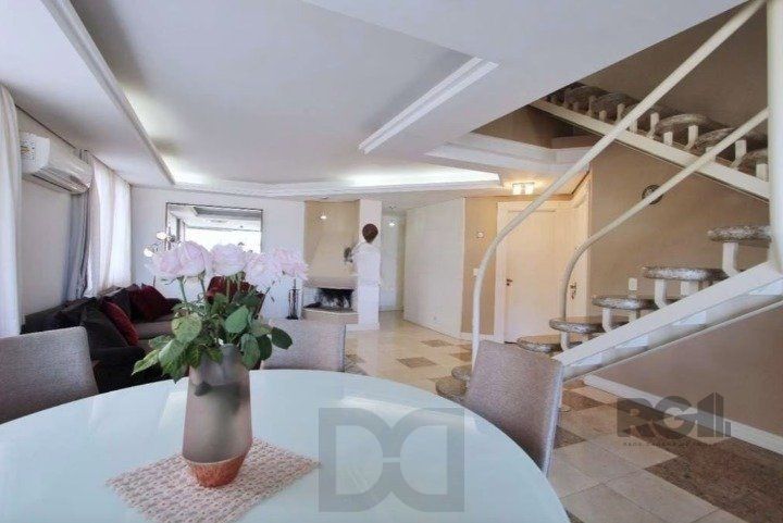 LIVING 3 AMBIENTES C-LAREIRA