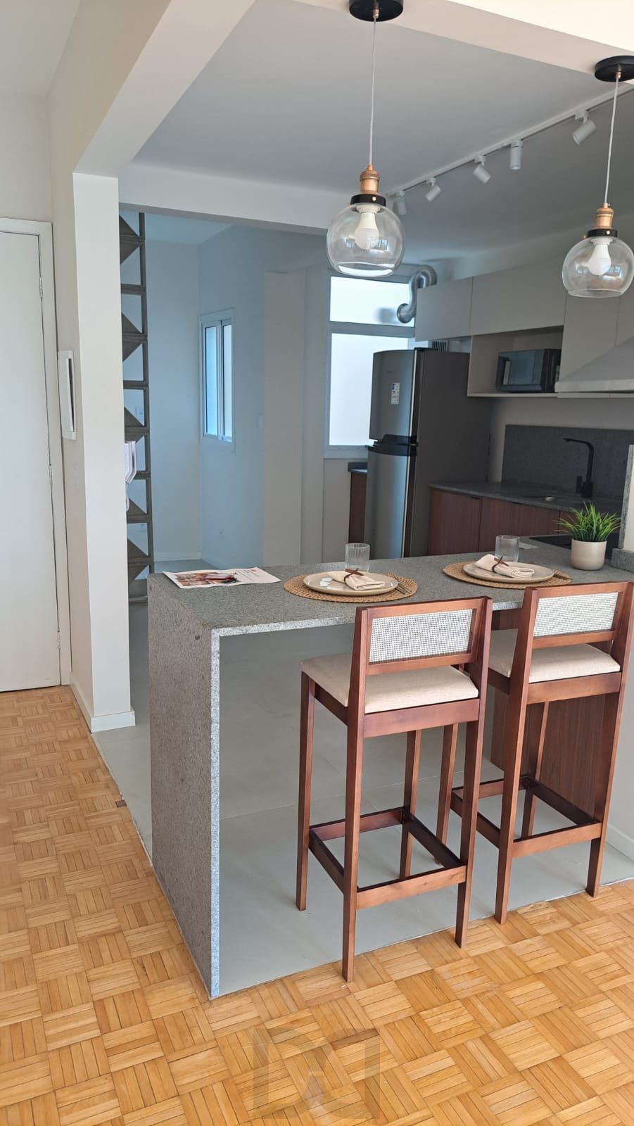Apartamento 2 dormit, suíte e vaga — foto 9