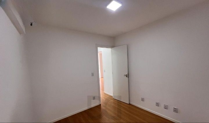 Apartamento a venda 2 dormitórios. Bairro Floresta — foto 14