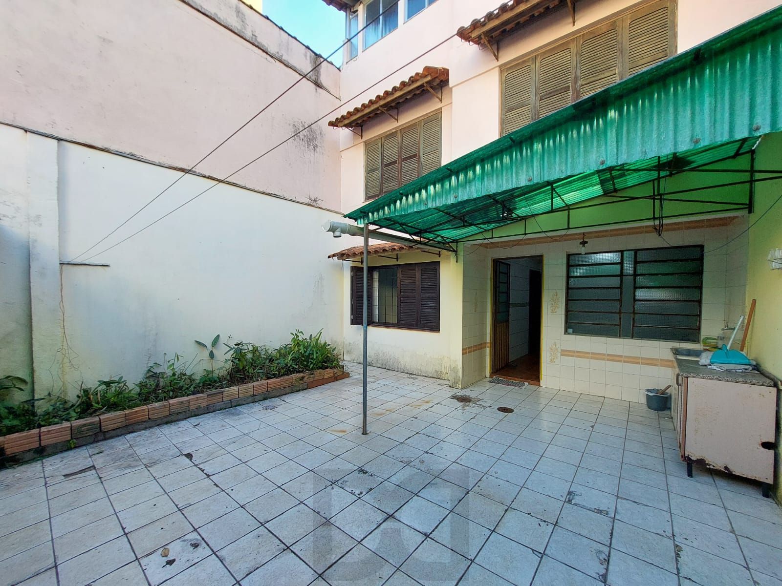 Casa a venda com 5 dormitórios no bairro Rio Branco. — foto 13