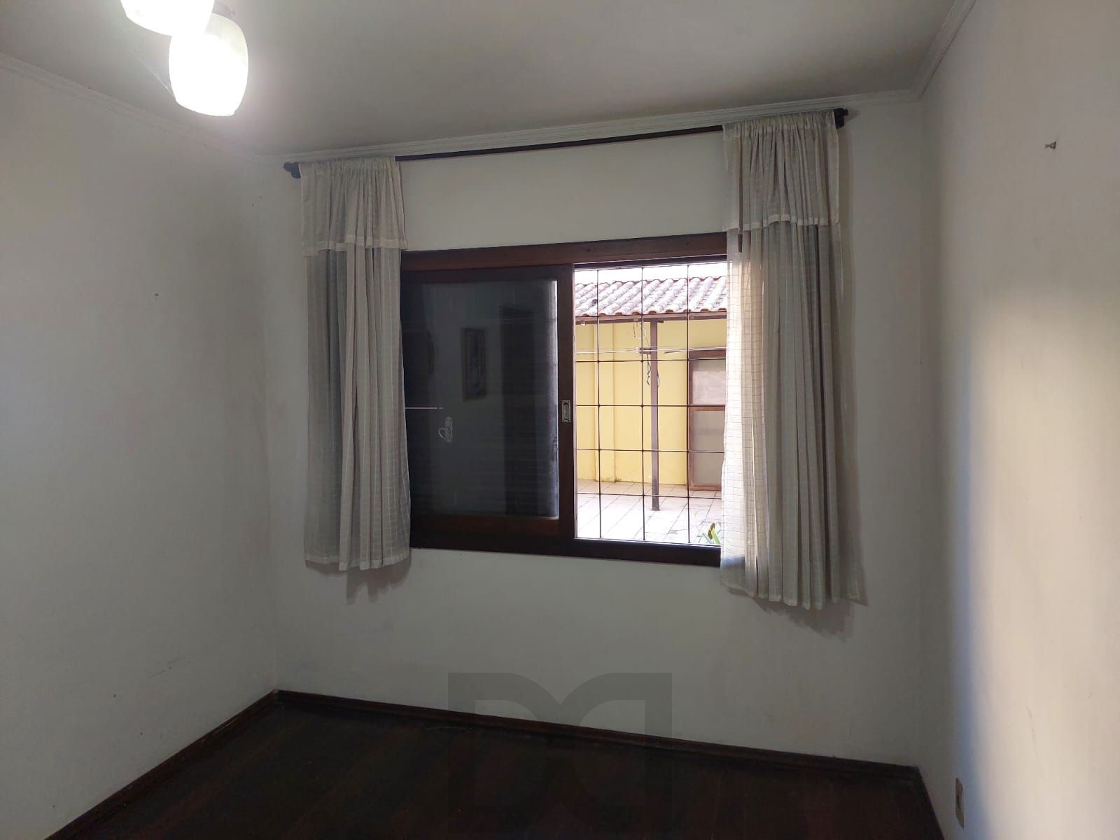 Casa a venda com 5 dormitórios no bairro Rio Branco. — foto 7