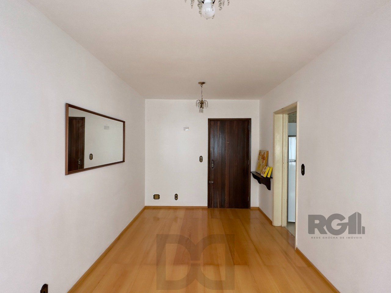 APARTAMENTO SEMIMOBILIADO COM ÓTIMA LOCALIZAÇÃO NO CENTRO HISTÓRICO — foto 5