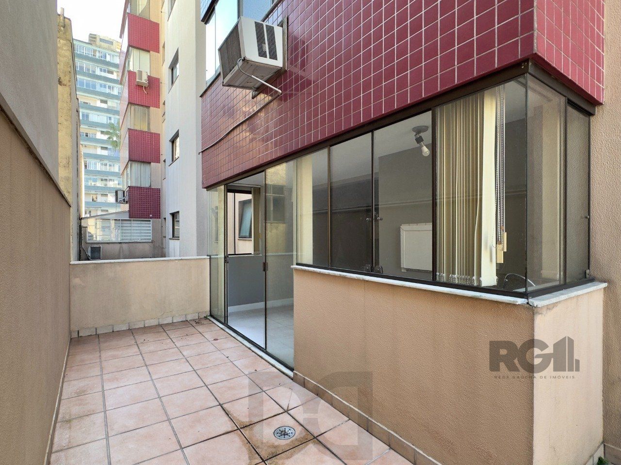 APARTAMENTO GARDEN, 2 DORMITÓRIOS E 1 VAGA DE GARAGEM COM ÓTIMA LOCALIZAÇÃO NO MOINHOS — foto 12