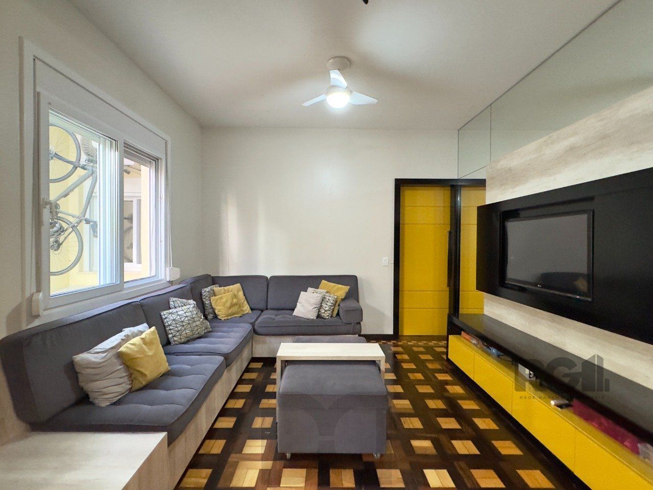 Apartamento garden semimobiliado de 2 dormitórios reformado no Bom Fim — foto 36