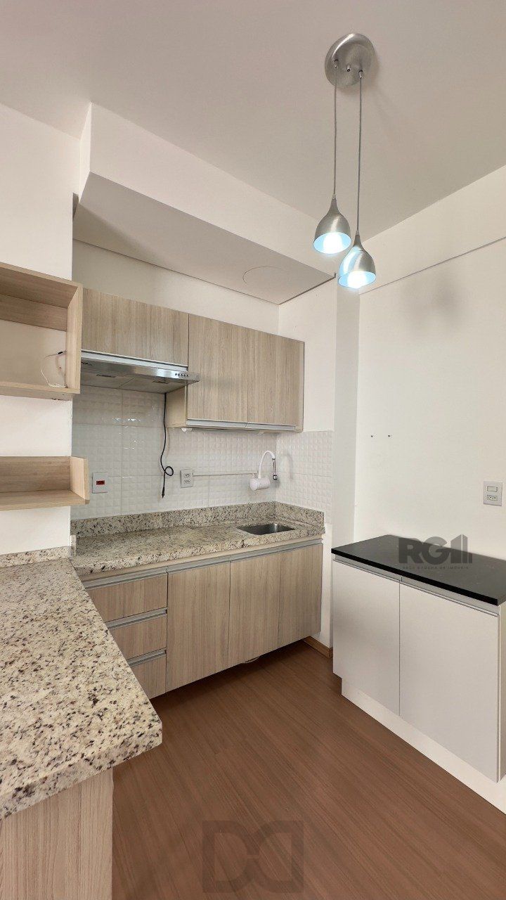 STUDIO SEMIMOBILIADO COM VAGA DE GARAGEM NO CENTRO HISTÓRICO — foto 11